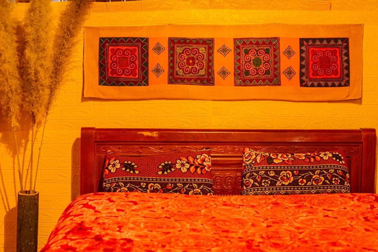 Long Co Tran - Homestay&Tea Ceremony Loung Co Exteriör bild